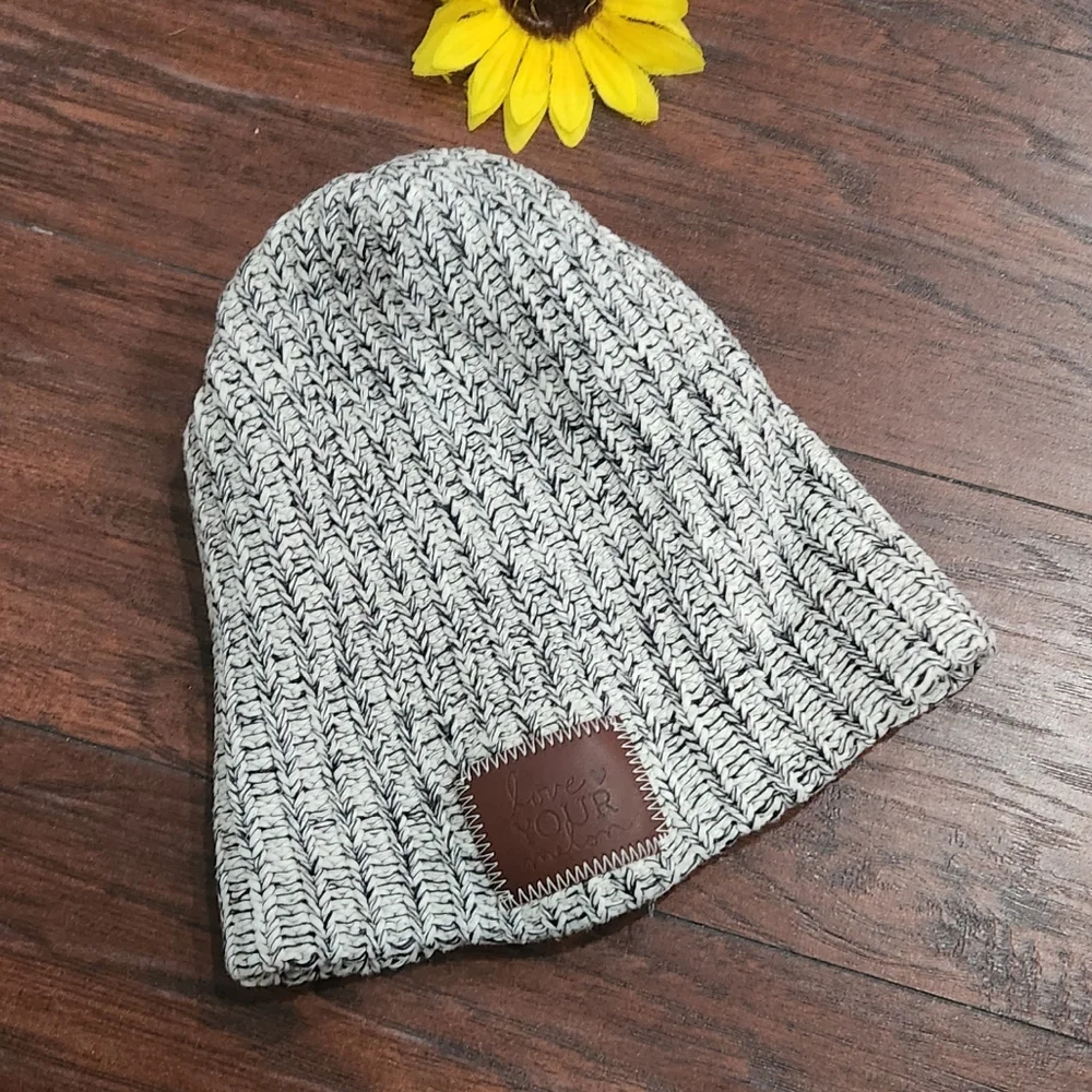 BLACK SPECKLED CUFFED BEANIE LOVE YOUR MELON 💜